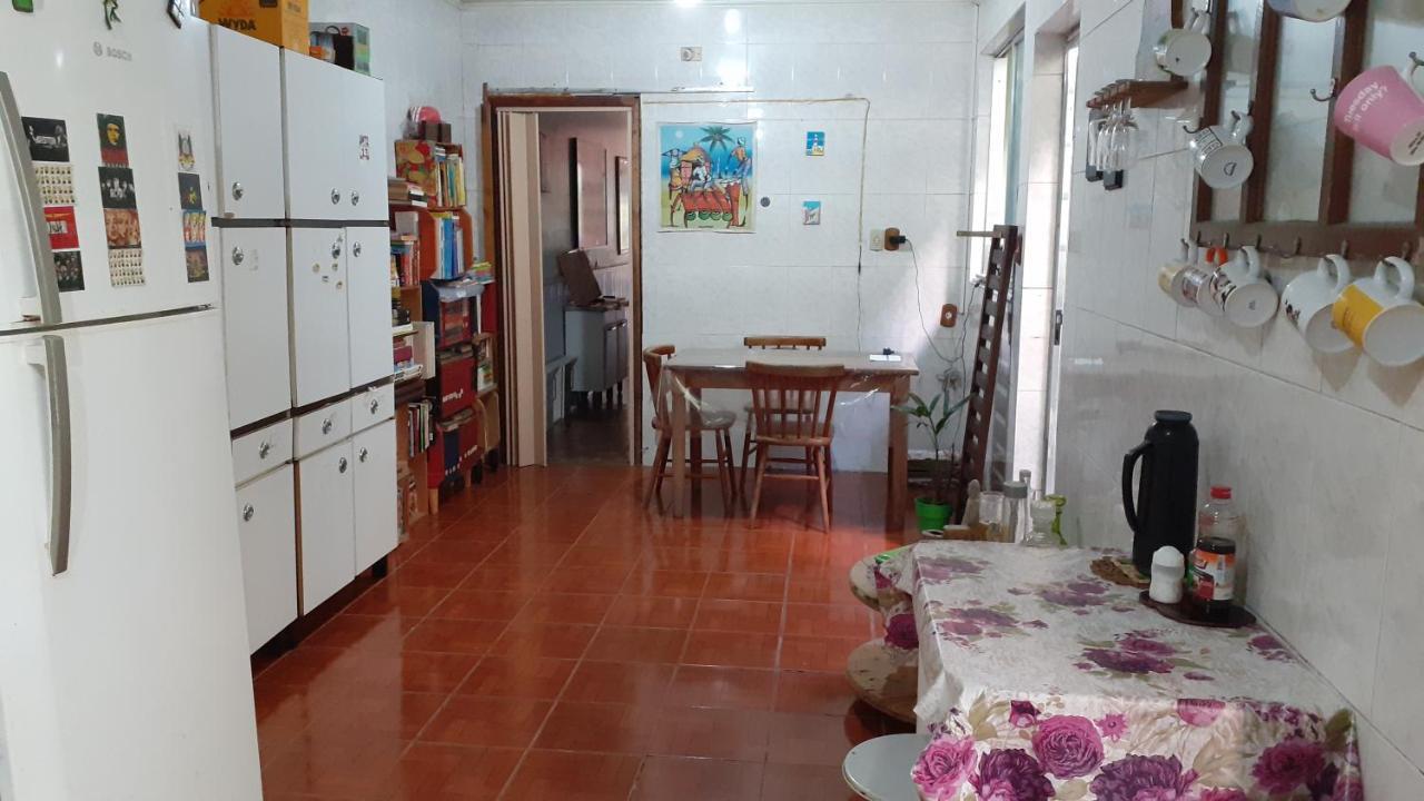 بورتو أليغري Fora De Casa Guest House Poa المظهر الخارجي الصورة